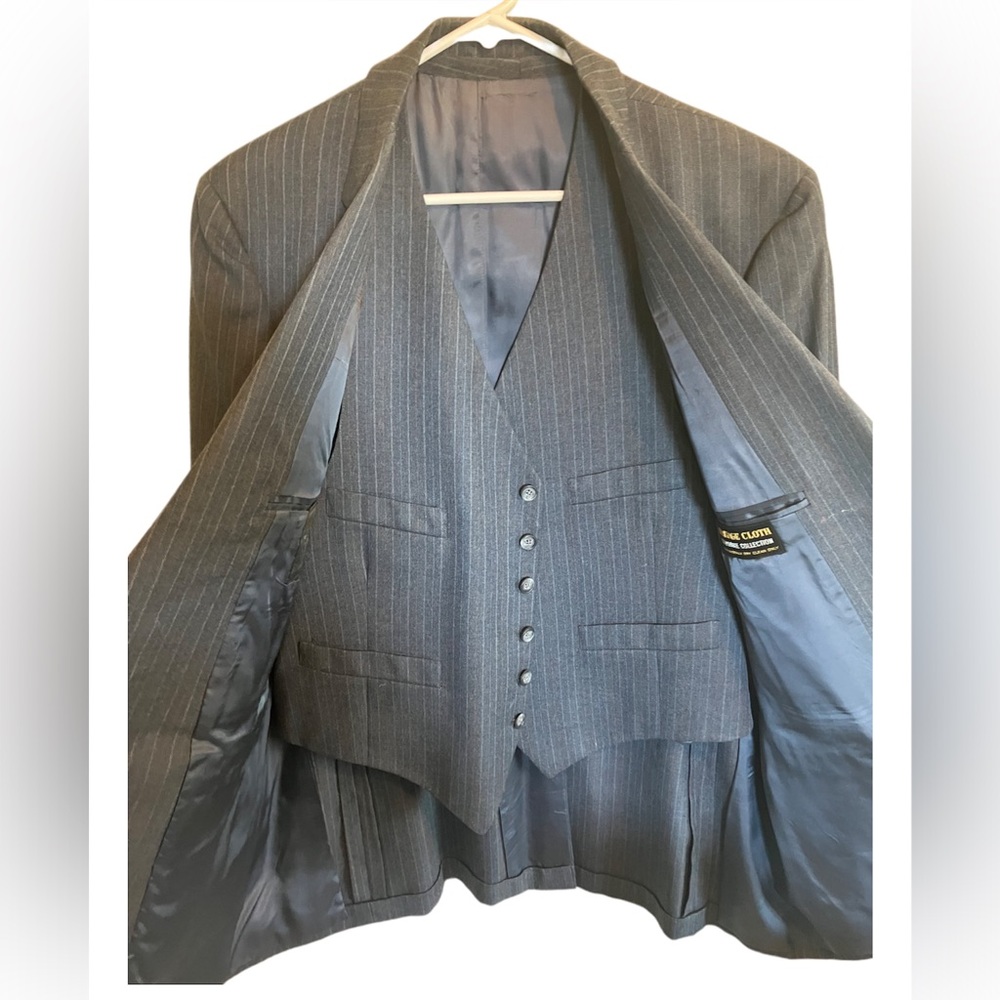 Classic Heritage Cloth Suit Bundle Matching Blazer & Vest & Dress Pants